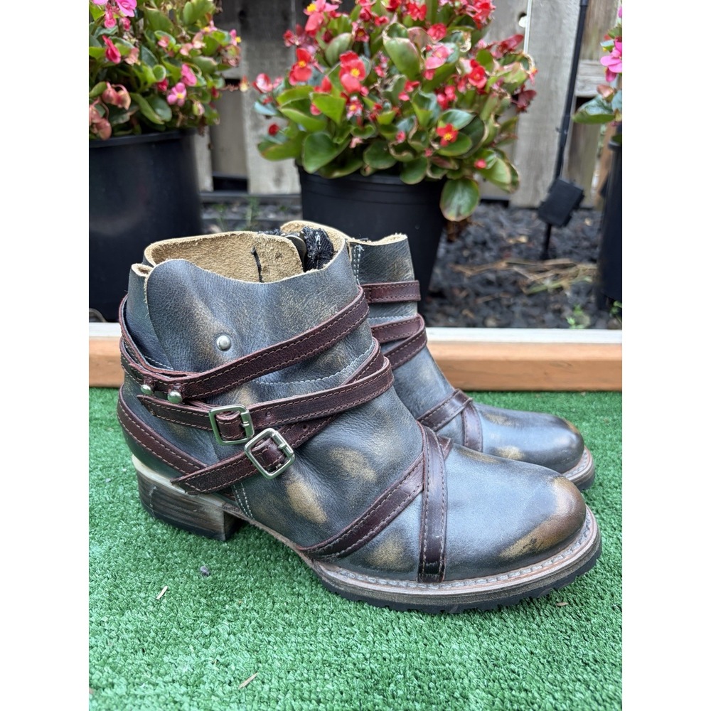 Freebird Madison Boots Women's Size 7 Leather Distressed Boho Ankle Festival